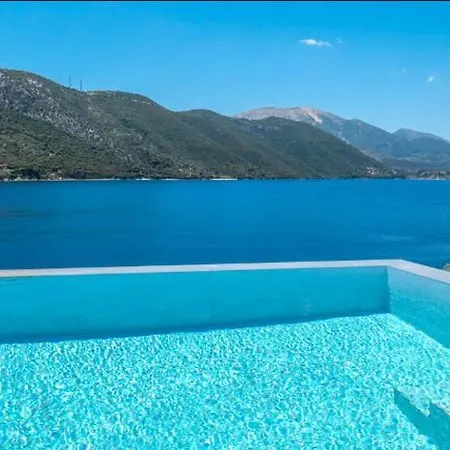 Villa Mrs Grey Luxury Spartokhorion